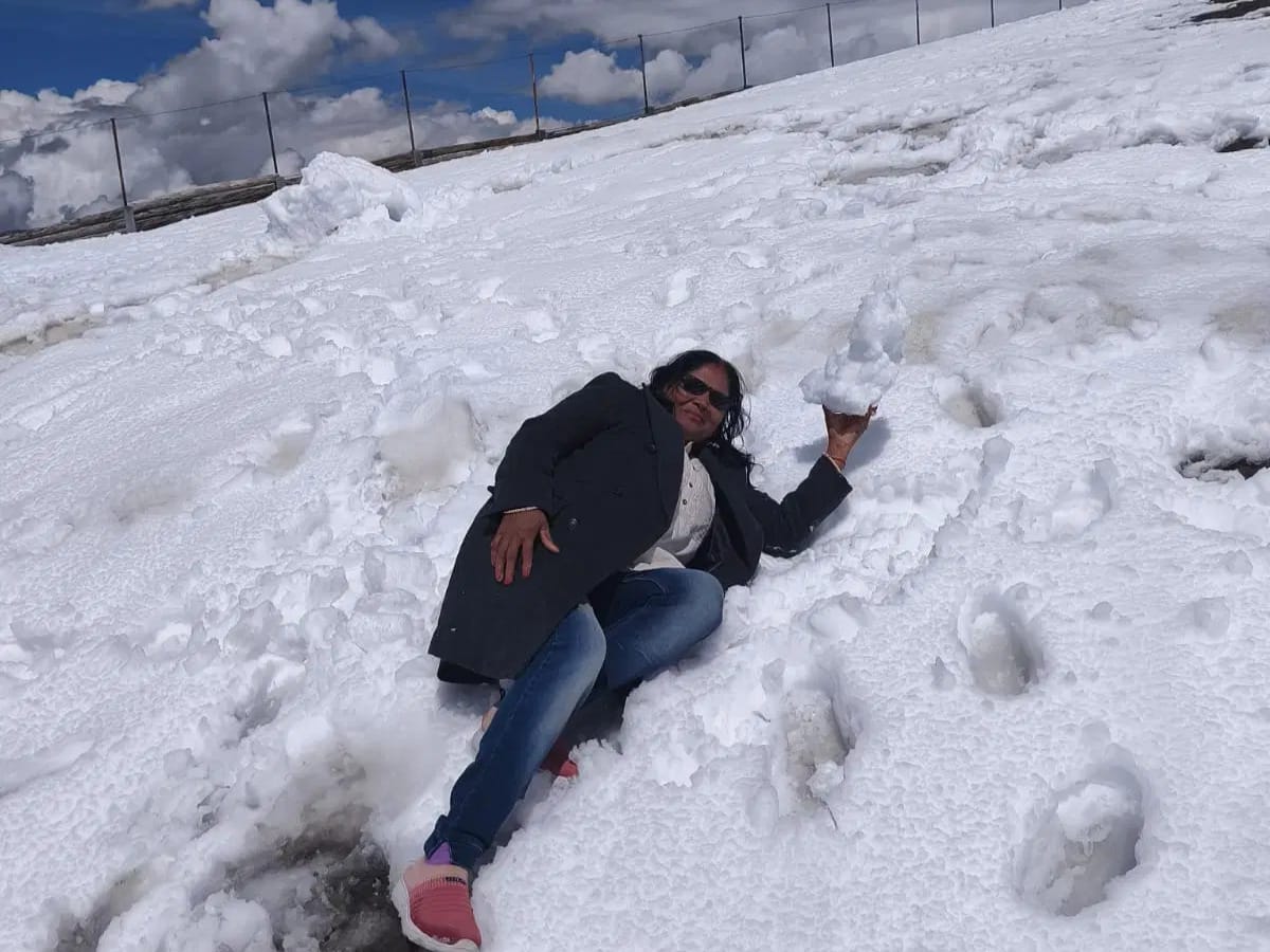 Gyanti enjoying snow in the Swiss Alps