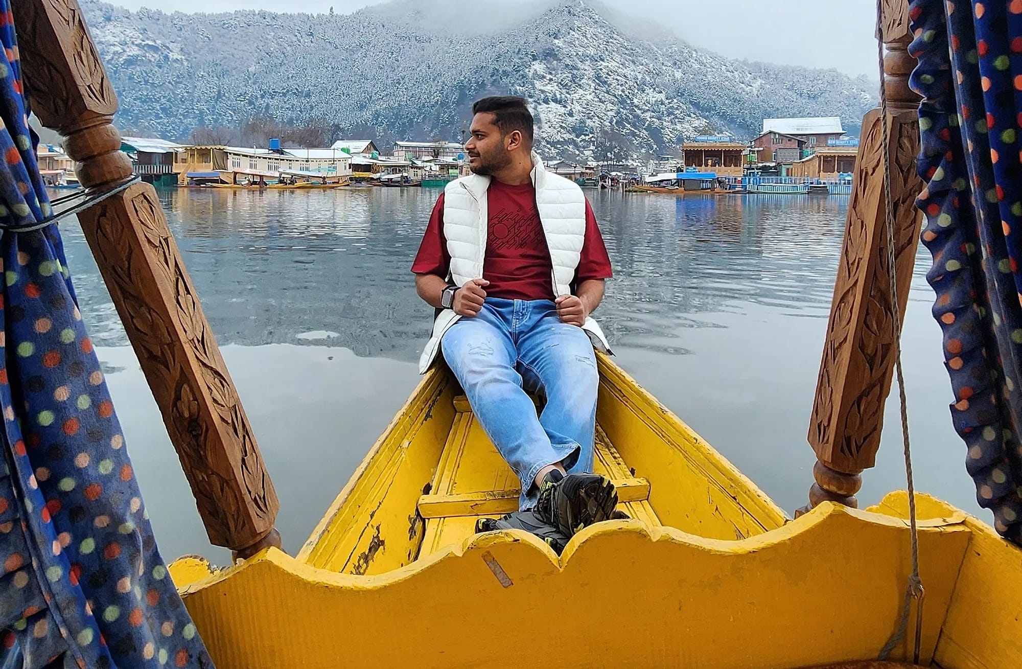Shikara ride on Dal Lake in Kashmir