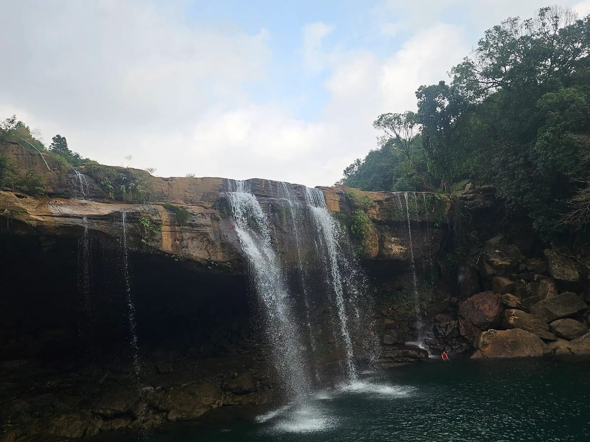 Nithya's Magical Meghalaya Holiday Surprise for Her Parents with Thrillophilia